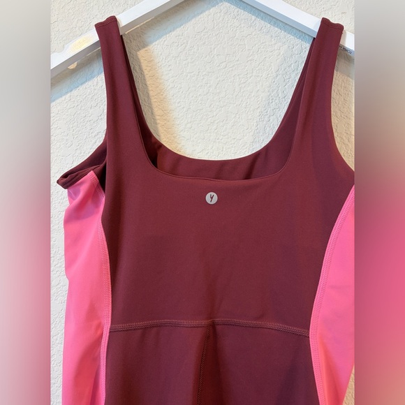 YITTY Women's Burgundy & Pink UltraLuxe Built-In Bra Active Onesie - M - Picture 4 of 7